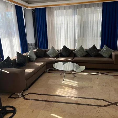 Moray & Duka Hotel 3*